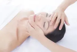 【毛穴・角質】ベーシックフェイシャル