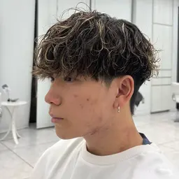 カット波巻きパーマ