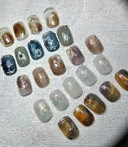 秋冬限定ニュアンスネイル！今だけひとと被らないデザインに¥8500円→¥7500円