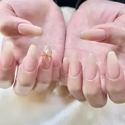 ワンホンネイル🌹ちゅるりんワンカラー＋チップ長さだし10本🎀