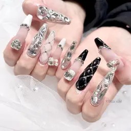 🎀チップ長さ出し＋シンプルデザイン＋パーツ付け放題（オフ込み）¥12800→¥6500