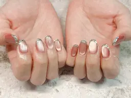 【オフィスにも◎大人かわいい】ガラスフレンチネイル