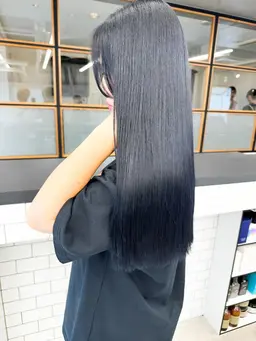 寒色カラー＋トリートメント