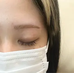 🌈美眉スタイリング+アイブロウカラー🌈※土日祝+¥550