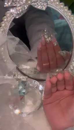 デザインやり放題➕チップ長さだしmサイズ🌼.*