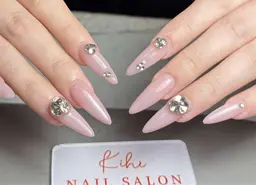 チップ長さだし4本デザイン