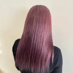 【平日限定】ワンブリーチ+オンカラー+フローディアトリートメント🩷(ロング料金+1100)