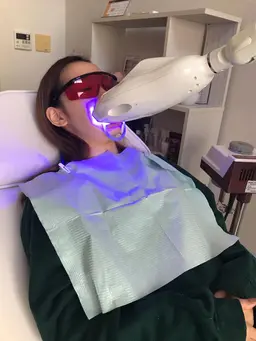 セルフホワイトニング8分×2  安心のホワイトニングネット機器　溶剤使用