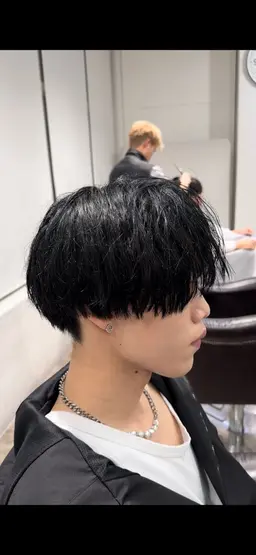 メンズカット🇰🇷＋黒染めカラー
