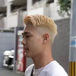 💈カット+2ブリーチ💈