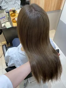 カット➕ハホニコトリートメント🤍