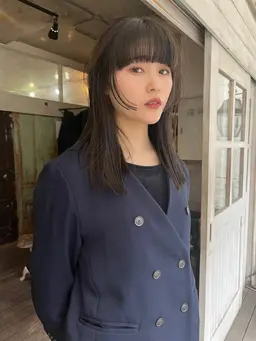 【2回目、3回目の方用】カット➕イルミナカラー➕3stepトリートメント➕持ち帰りホームケアトリートメント付き♡