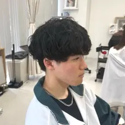 ご新規様🉐【メンズ】カット✂️＋パーマ🌀＋トリートメント🫧