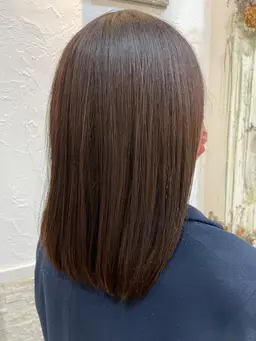 ダメージレス白髪染め🌱＋枝毛カット（白髪染でもお洒落に👌）毎月染める方でもせっかくなら周りから褒められる色合いに😊