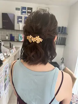 お出かけ前のヘアアレンジ♪