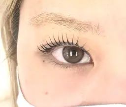 ✨パリジェンヌラッシュリフト✨  〈カールのつかないパーマ🎀〉   ※コーティング付き✨️