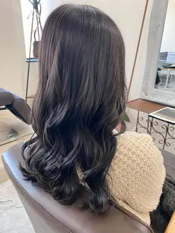 ✨土日限定✨カット色持ちUPケアカラー&高保湿長持ちトリートメント