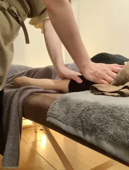 極上ドライヘッドスパ（90分）デコルテ、首肩周り、腕から手