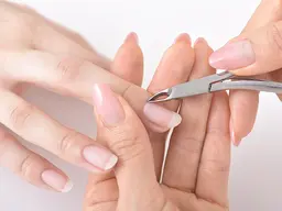 ベーシックネイルケア