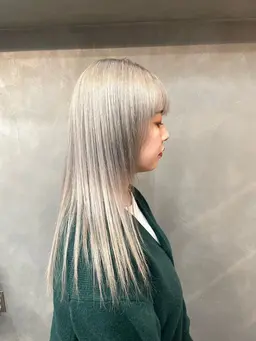 ブリーチ＋カラー　ロング料金有 2000円