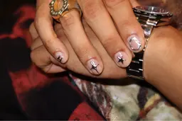 Pinterest 海外メンズネイル