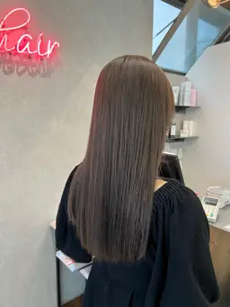 💇‍♀️ サラサラ艶髪　💇‍♀️カット+縮毛矯正(ダメージケア)+超音波トリートメント土日祝日料金＋1100円