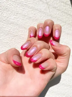 王道人気♥︎フレンチネイル🌼✳︎。（オフあり）持続力⭕️セミハード仕上げ‼︎
