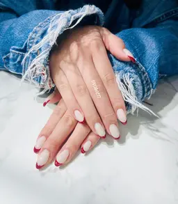 フレンチネイル（(2色まで) オフ込み