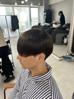 「🌼人気Ｎｏ．1‼️なりたい髪質に🌼サラツヤメンズ縮毛矯正👑➕美容液トリートメント🌟」minimoセール