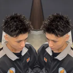 カット+（セット簡単‼️）スパイキーショートパーマ