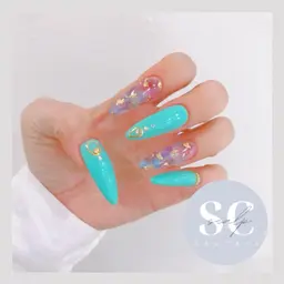 【11時​〜​20時終了】(オフなし)スカルプ持ち込み💅🏾🎀(アート4本程度)