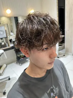 👑トレンド👑メンズカット＋フェザーパーマ＋トリートメント＋スパ＋眉毛カット＋ヘアセット