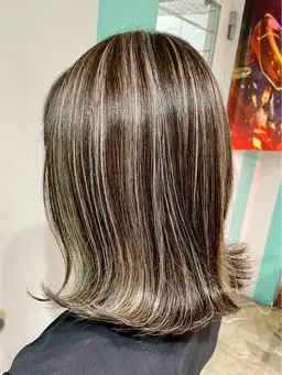 ハイライトブリーチ＋カラー（スパ付）