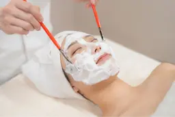 AHAハーブピーリング×サーモンPDRN導入◆毛穴!/乾燥/肌質改善ケア　¥15400→