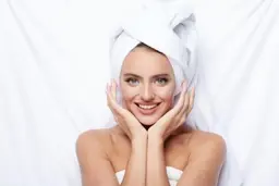 くすみ解消！美白フェイシャル(60分)