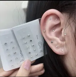 【可愛いのに整う！話題沸騰】耳ツボジュエリー10粒¥3500円