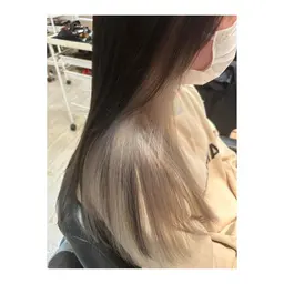 【ちらり】💎インナーカラーorイヤリングカラー+カット💎ケアトリートメント付き⭕️ フェイスフレーミングも可👌🏾