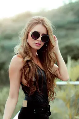 《モデル価格》女性全身脱毛