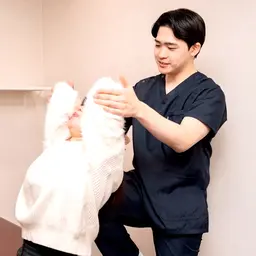 【体験会】💥完全無料で綺麗な姿勢へ💥猫背矯正【AI姿勢診断+筋膜整体+猫背矯正】まき肩/肩甲骨はがし/首肩こり✨