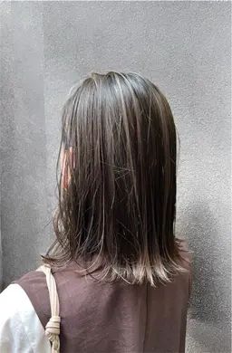 【脱白髪染め】似合わせカット＋極細ハイライトカラー＋トリートメント