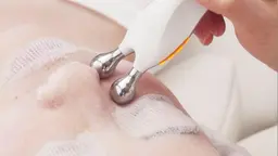 【ギュギュと引き締め】EMS&マイクロカレント♪表情筋を鍛え顔の3大加齢トラブルに打ち勝つ