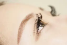 【柔らか＆超軽量＆持続性◎】フラットマットラッシュ 100本■色は9色から選択OK■シングルラッシュに比べて1/3の軽さ