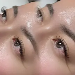 お持ち帰りコーティング剤付き🦋【120本フラットラッシュ】スーパーロック付き✨