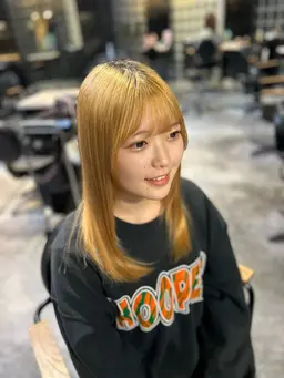 💇🏼‍♀️カット💇🏼‍♀️シャンプーブローセット込みです🫧（顔出しOKな方！🥰）特に規定ないです🕊️