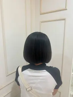 【平日限定+ 日曜日】口コミ書いてくださる方限定✨+カット+トリートメント+マイクロバブルクレンジング