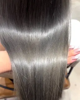 ハイトーンでツヤツヤに❕✨全頭フルブリーチハイトーンカラー💎