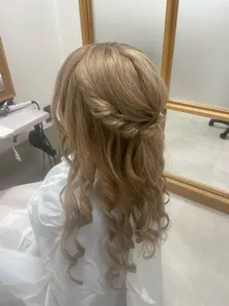 デートなどにおすすめふわふわヘアセットスタイル✨事前にメッセージにてカウンセリング🫶