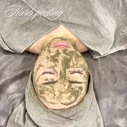 《リピーター様》剥けないハーブピーリング