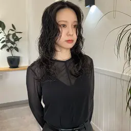 🍀2回目以降のお客様🍀⭐️デザインカット+ケアパーマ+1stepトリートメント⭐️デジパorニュアンスパーマ⭐️