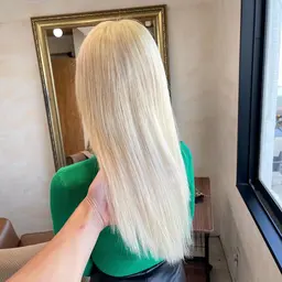 💕ケアブリーチ2回+ケアカラー💕ハイトーン！